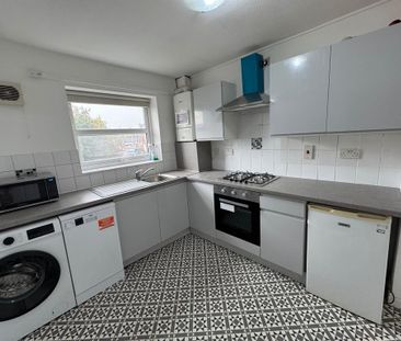 1 bedroom in a house share to rent - Photo 6
