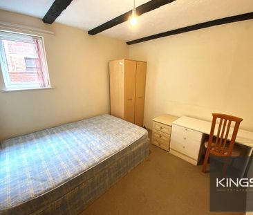 4 bedroom semi-detached house to rent - Photo 3