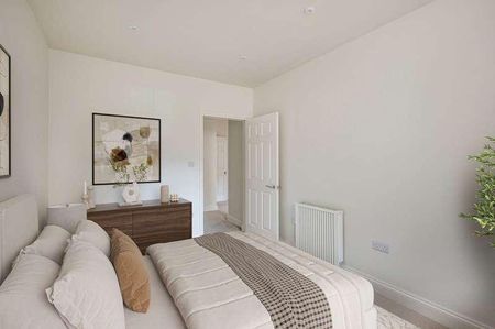 Piccadilly Place, London Road, BA1 - Photo 4