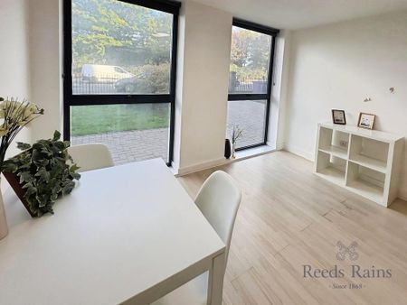 Studio to rent - Photo 3