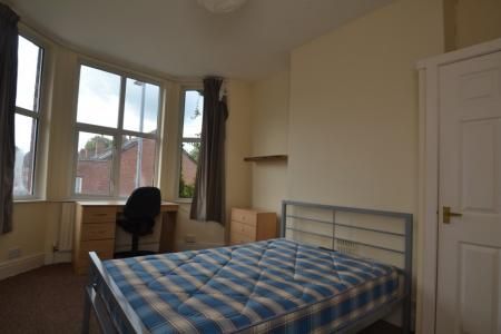 Latchmere Road, Fallowfield, Manchester, M14 - Photo 1