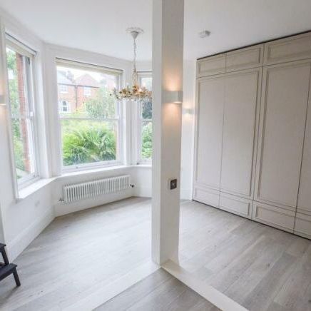 Studio to rent - Photo 1