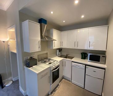 1 bedroom flat to rent - Photo 6