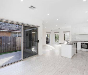 Charming House at 125 Dallas Drive, Dallas - Photo 1