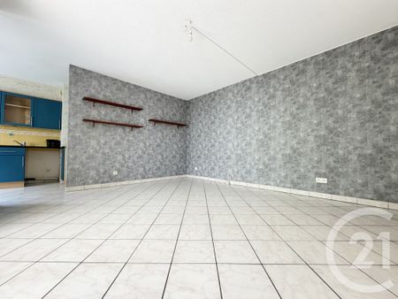 Location Appartement 3 pièces 53m² GRENOBLE 38100 - Photo 2