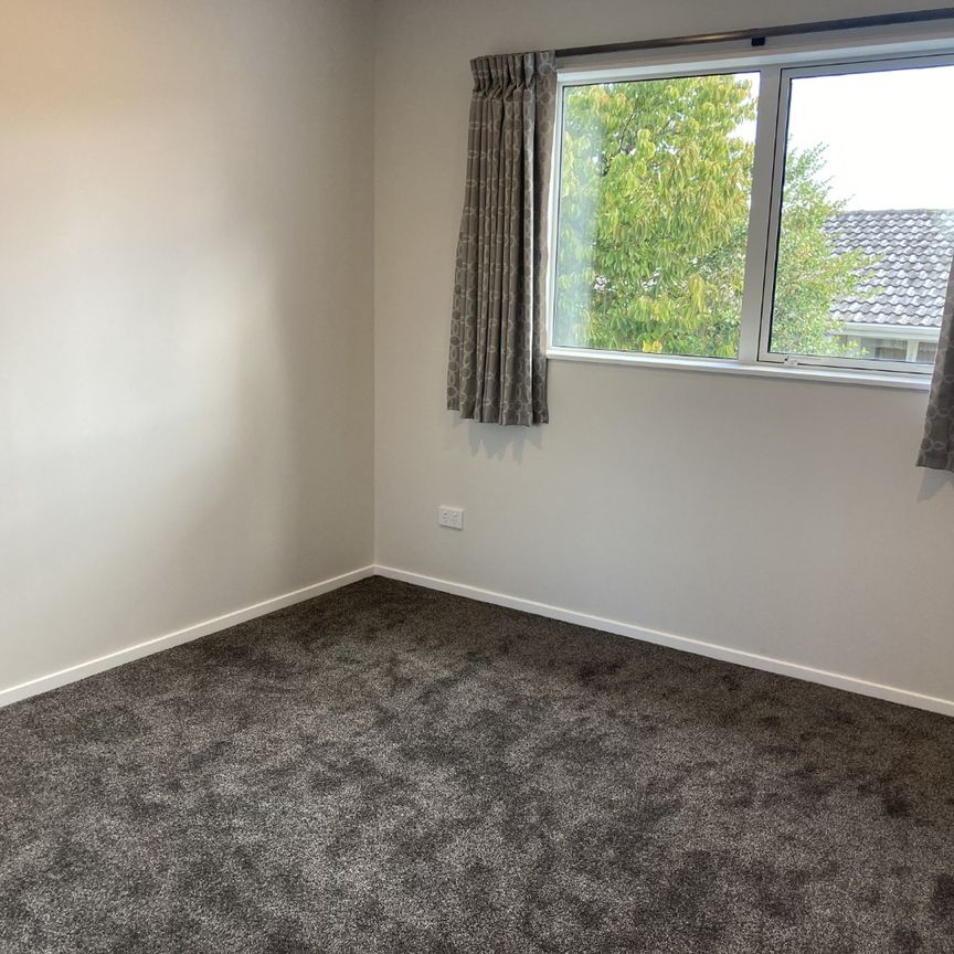 PAPATOETOE, 4 BEDROOMS - Photo 1