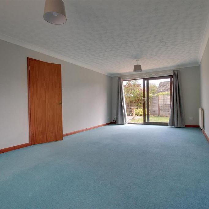 3 bedroom bungalow to rent - Photo 1