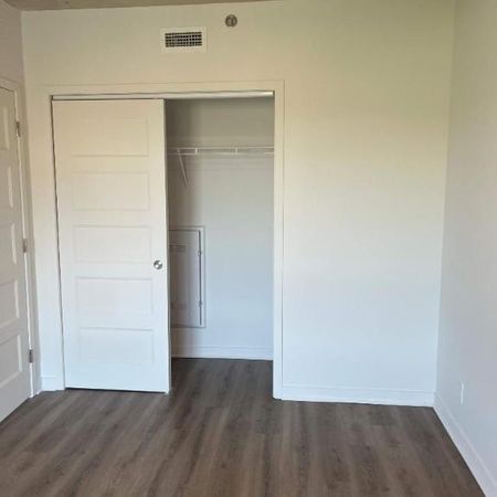 2 CH - 1 SDB - Terrebonne - $2,055 /mo - Photo 4