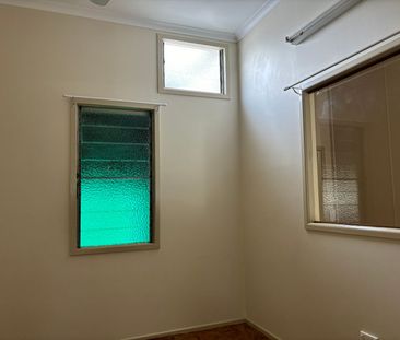 QUIET COUNTRY LIVING - Photo 2