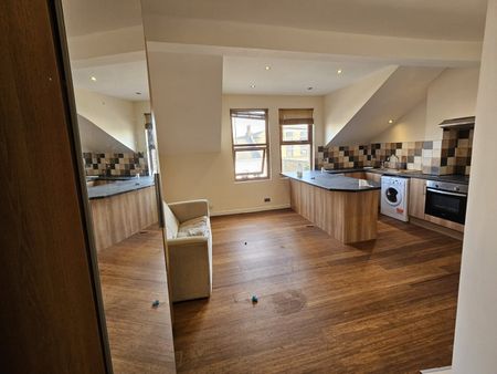 1 Bed Flat, Merton High Street, SW19 - Photo 4