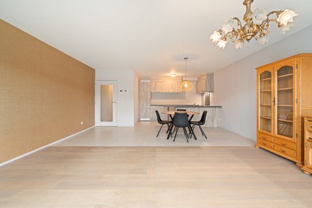 Recent gelijkvloers appartement met 2 slaapkamers en tuintje - Photo 1