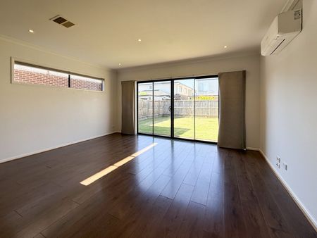 Modern Family Home with Style and Space - Photo 2