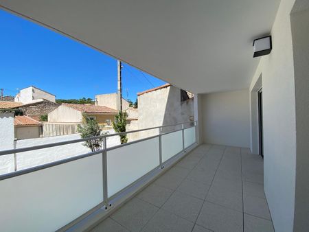 Nîmes - T3 - 69.40m² - Photo 2