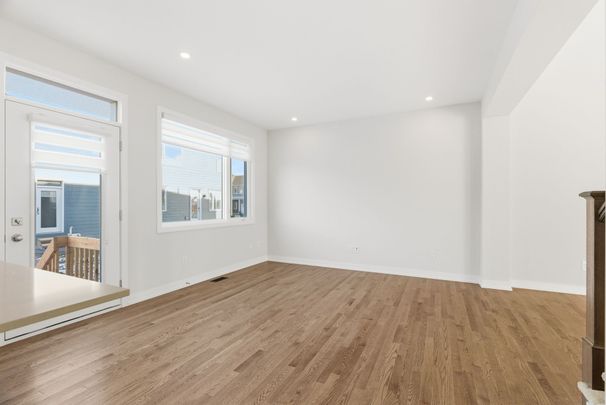 For Lease - 574 Oldenburg Avenue, Stittsville - Munster - Richmond, Ontario - Photo 1