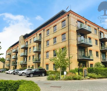 2 bed flat to rent in Glen Island, Taplow, SL6 - Photo 2