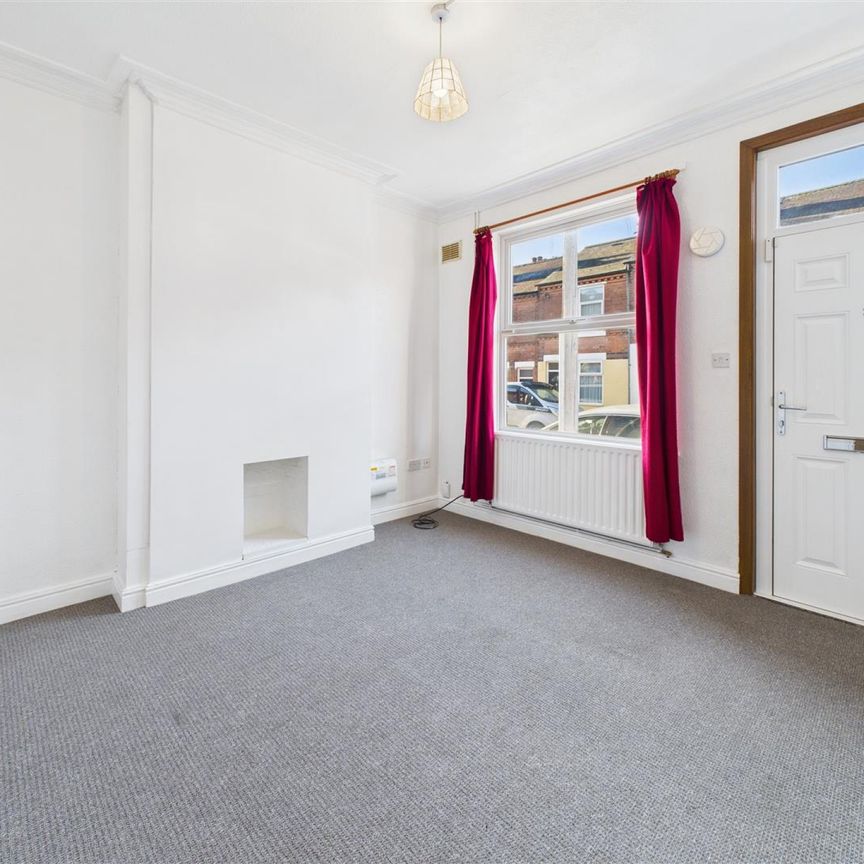 2 bedroom House to rent - Photo 1