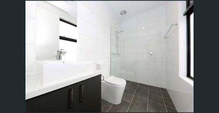 Luxury Living - Photo 4