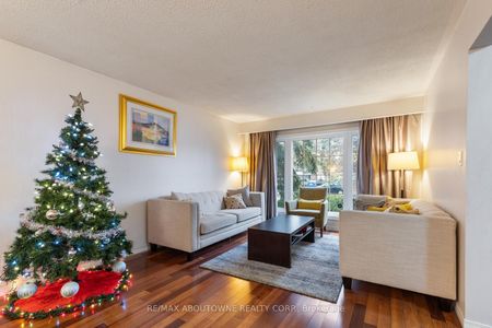 For Lease - 14 Angus Drive Unit# Upper, Toronto, Ontario - Photo 4