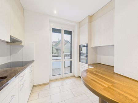 Centrally located 4.5-room apartment with 200 m2 large terrace + 18 m2 conservatory in St. Gallen - Photo 5