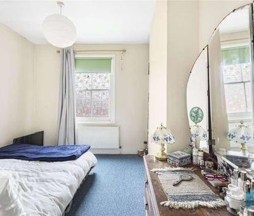 Ballards Lane, Finchley Central, N3 - Photo 2