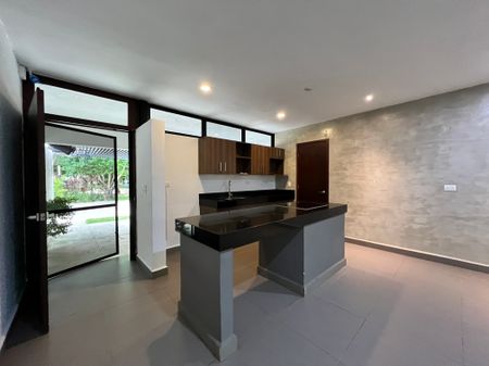 TOWNHOUSE EN RENTA EN LA MEJOR ZONA DE TEMOZÓN - Photo 3