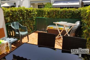 081-594 Renovated duplex style bungalow for rent in Maspalomas