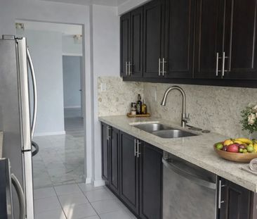 For Lease - 135 Hillcrest Avenue Unit# 2203, Mississauga, Ontario - Photo 4