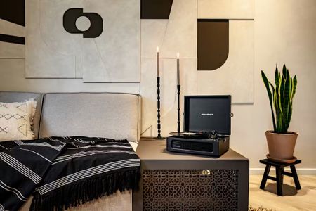 Carrer de la Diputació, Barcelona, Catalonia 08013 - Photo 2