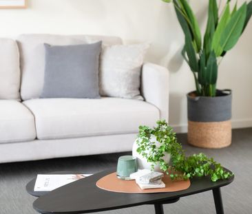 Position Perfect - Photo 4