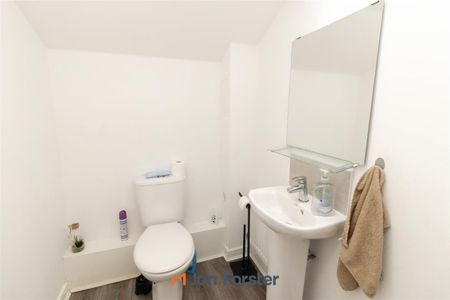 3 Bedroom House - Photo 4