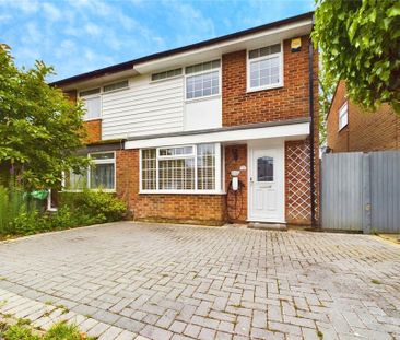 3 bedroom semi-detached house to rent - Photo 4