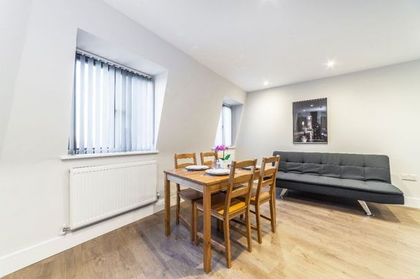 Queens Crescent, London - Photo 1