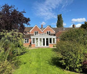 Manor Farm Cottage, Etchilhampton, SN10 - Photo 6
