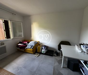 Location Appartement 1 pièce 29m² TOULON 83100 - Photo 2