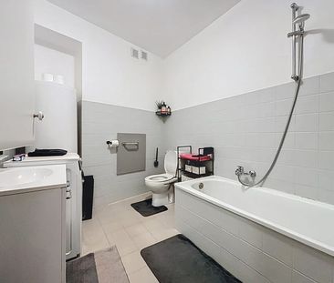 Appartement te huur - foto 5