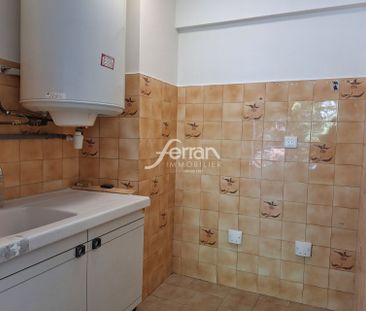 Location Appartement 2 pièces 45m² DRAGUIGNAN 83300 - Photo 5