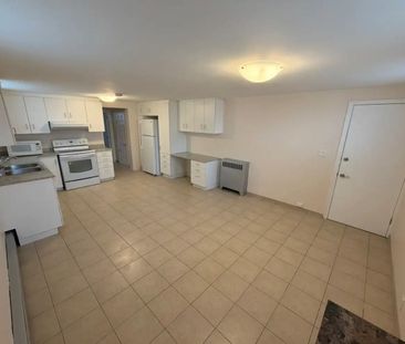 For Lease - 1564 The Queensway Way, Toronto, Ontario - Photo 3