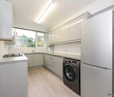 2 bedroom property to rent in Epsom - Photo 5