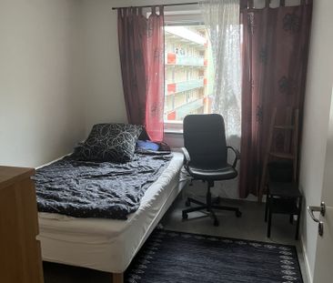 Trondheimsgatan, Kista - Photo 2