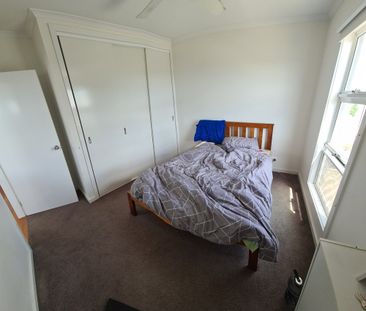 7-bedroom shared house, Ironbark Street - Photo 4