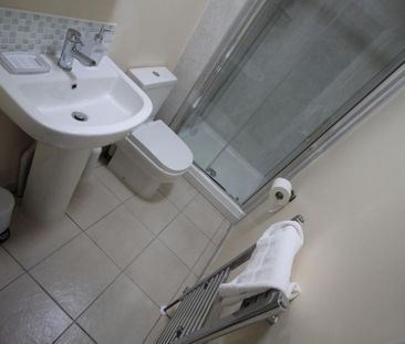 6 bedroom house to rent - Photo 5