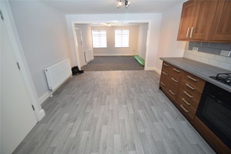 1 bed maisonette to rent in High Street, Bridlington, YO16 - Photo 4