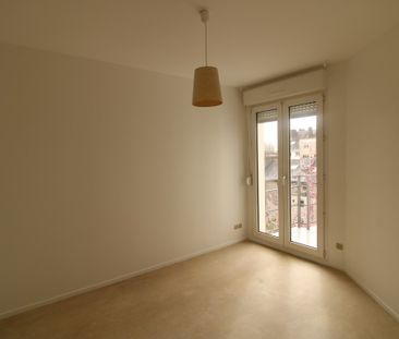 Location Appartement 2 pièces 46m² NANTES 44000 - Photo 4