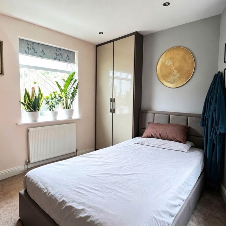 Glenwood Avenue, South Hornchurch - Photo 1
