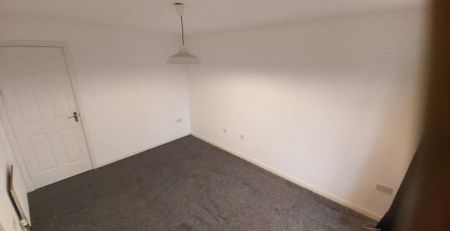 The Gardens, Middleton, Leeds, LS10 4UG - Photo 4