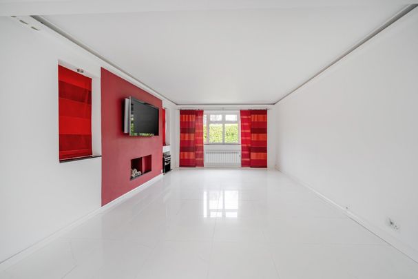 3 bedroom detached house to rent - Photo 1