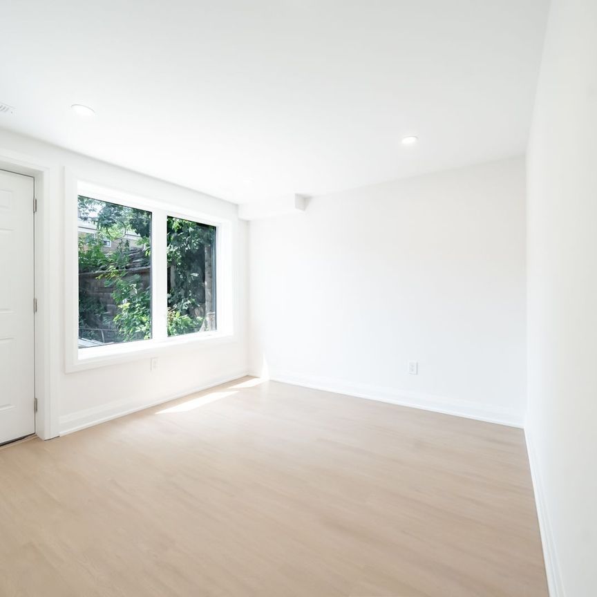 For Lease - 344 Highfield Road, Toronto, Ontario - Photo 1