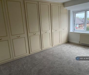 3 bedroom semi-detached house to rent - Photo 5