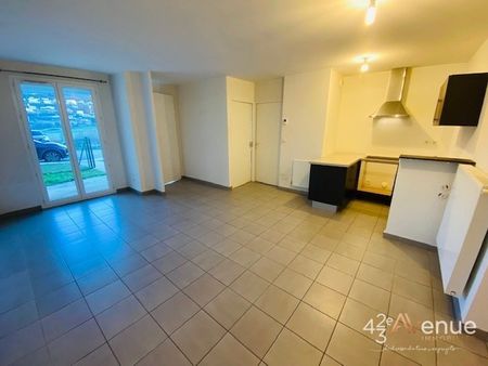 T2 avec jardinet A LOUER - Photo 2