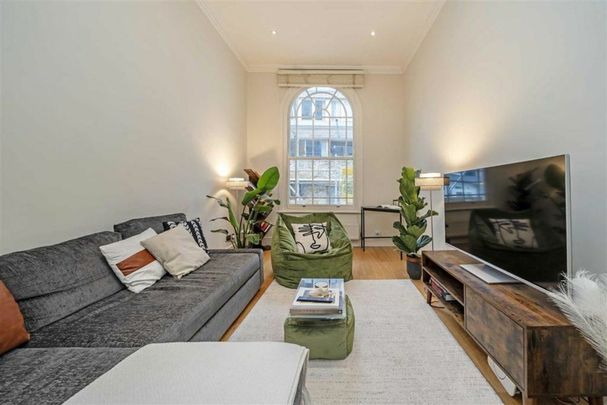 Queens Gardens, Bayswater, W2 - Photo 1